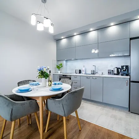 Brand New Downtown Appartamento Varna